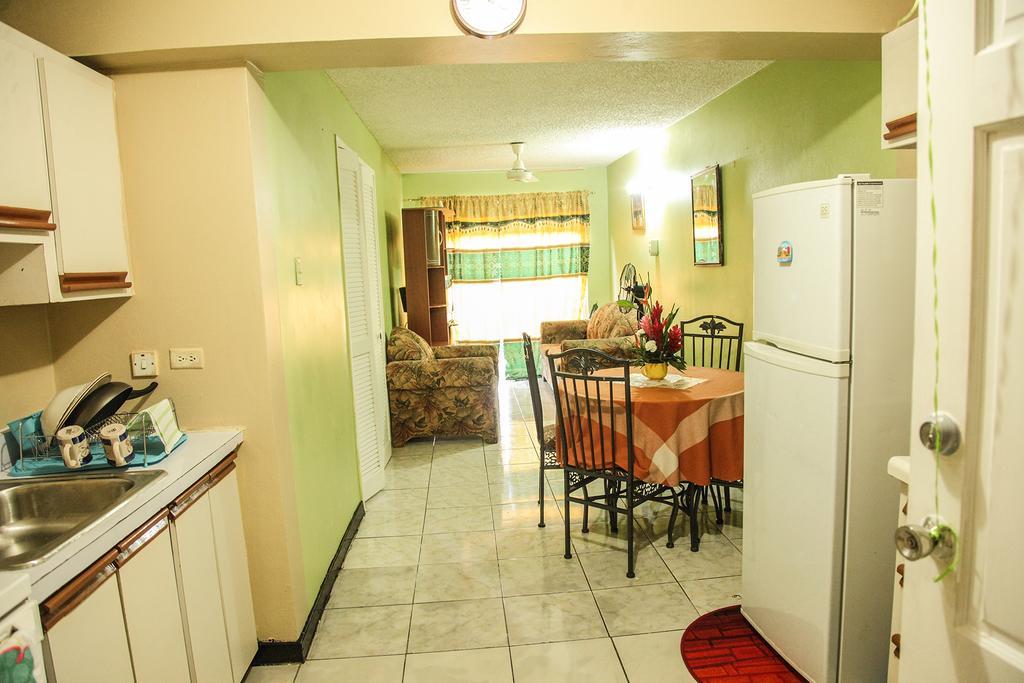 Angel'S Apartment Jamaica Kingston Exteriör bild